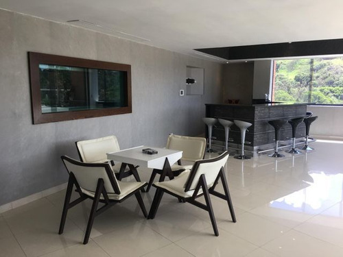 Imagen 6 de 15 de Alquiler Apartamento Penthouse El Peñon Baruta Caracas