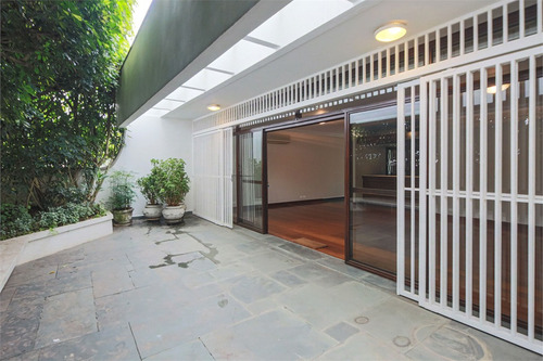 Imagem 10 de 30 de Casa - Venda - 4 Dormitprios - Jardim Marajoara - Reo514934