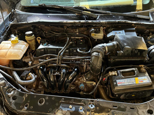 Imagen 7 de 25 de Ford Focus 1.8 N 5ptas Chocado Poco Funcionando
