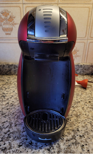 Cafetera Dolce Gusto Genio 2  + 4 Cápsulas Recargables 