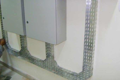 Imagem 2 de 5 de Eletricista Industrial E Predial.