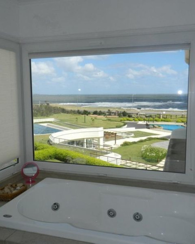 Venta De Apartamento 4 Dormitorios En Pinares, Punta Del Est