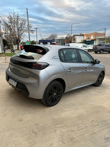 Peugeot 208 1.6 Style Tiptronic