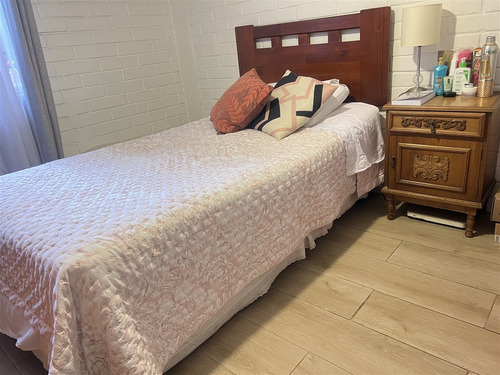 Casa En Venta De 3 Dorm. En La Florida