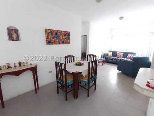 Imagen 2 de 12 de Apartamento En Venta Conjunto Res. Santa Barbara Suites - Maracay Mls 23-14400 Km.
