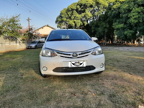 Toyota Etios 1.5 M/t