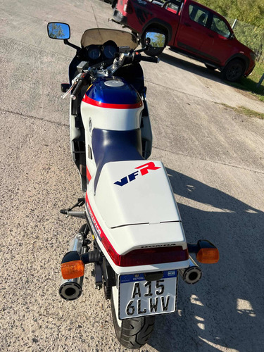 Imagen 9 de 25 de Honda Vfr 750 F 1986 V4. Original