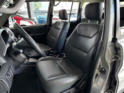 Mitsubishi Pajero TR4 2.0 4X4 16V 140CV FLEX 4P AUTOMÁTICO