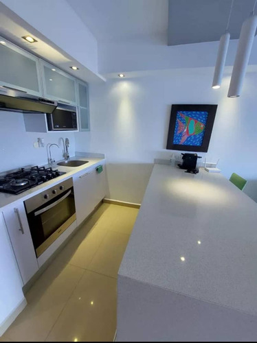Venta Lindo Apartamento Edificio Bahía Dorada Pampatar Isla De Margarita