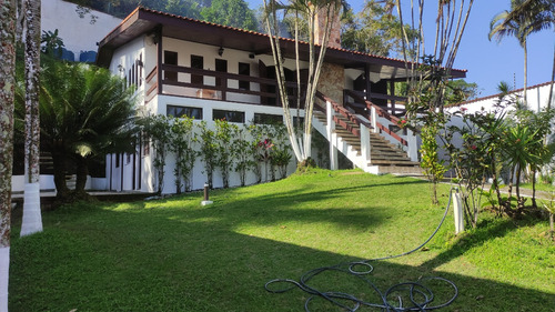 Casa Com Piscina Semi Olímpica Aquecida, (mansão),sauna, Spa Hidromassagem Para 9 Pessoas ,8 Quartos, 1516 Metros, Salão De Festas, Salão De Jogos Completo, Churrasqueira Completa, Alarme Cameras