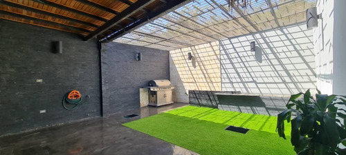 Imagen 15 de 17 de Townhouse En Altos De Monte Alegre I I Código 139951 Vende Yackeline Tovar 04145831984