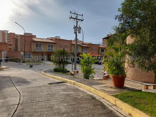 Imagen 14 de 17 de Leida Falcon Rentahouse Vende Townhouse En El Rincon Naguanagua 22-6841 Lf