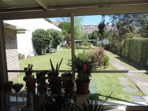 Imagen 2 de 21 de Venta Casas Atahualpa 3 Dormitorios Jardín Barbacoa (ref: Rgo-187)