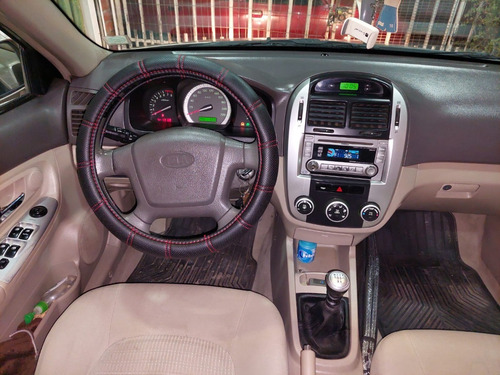 Imagen 8 de 8 de Kia Cerato
