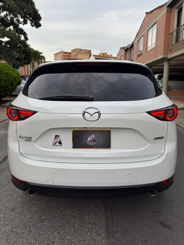 Mazda CX-5 2.5 Grand Touring Station Wagon 4x4