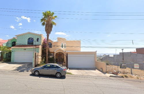 Casa En Venta En La Cañada Chihuahua