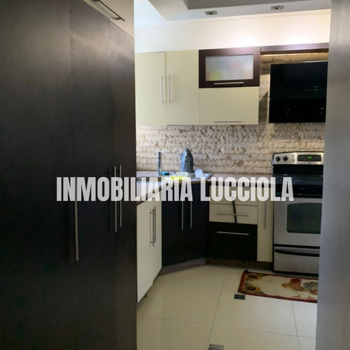 Imagen 3 de 15 de Hermoso Apartamento De 104 Mts2 En Los Corales, Edo. La Guaira Ref 017