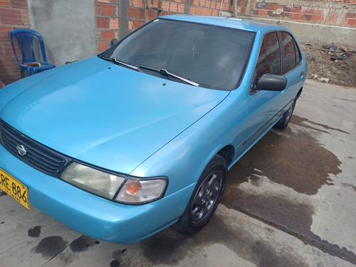 Nissan Sentra 1.6 B13 Std