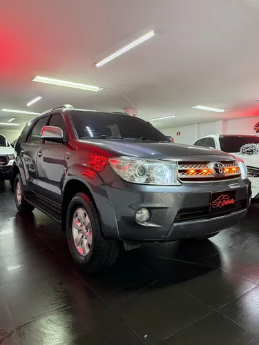 Toyota Fortuner 2.7l 4x2