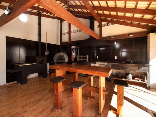 Imagem 12 de 21 de Casa Frente Mar, Mobiliada, Com 04 Suítes + 02 Dormitórios, Piscina, 04 Vagas De Garagem Coberta, Centro, Bombinhas, Sc - Ca00016 - 68799388