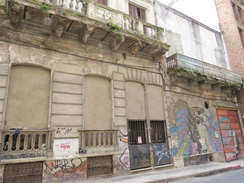 Imagen 2 de 8 de Venta Casa Ciudad Vieja. Oportunidad De Inversión