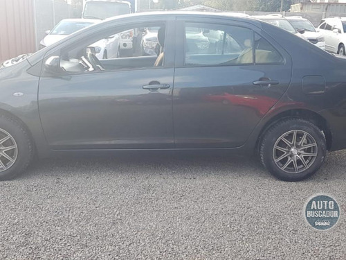 Toyota Yaris 2006