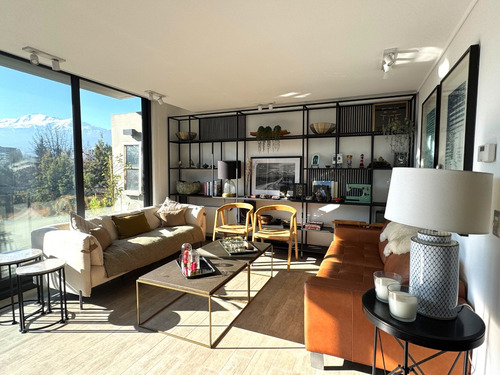Departamento Townhouse En La Dehesa, 3 Pisos + Rooftop