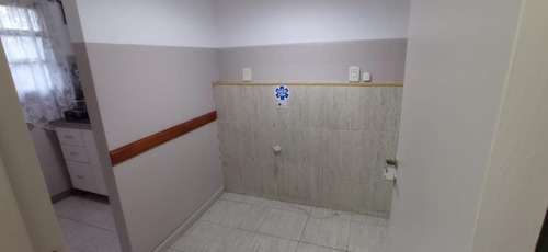 Imagen 12 de 20 de Departamento 2 Ambientes - Banfield Oeste- Con Cochera- Apto Profesional