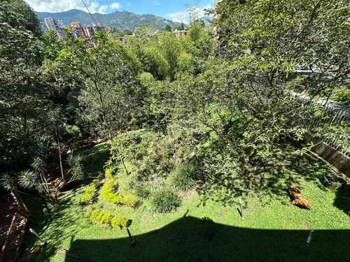 Apartamento En Arriendo En El Esmeraldal. Cod A776066