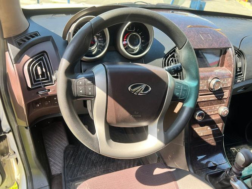 2015 Mahindra Xuv500 2.2 Diesel