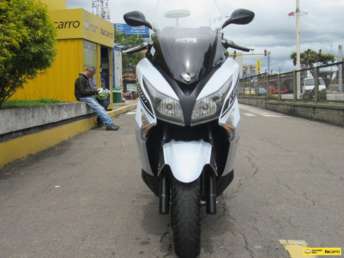Kymco X-town 300