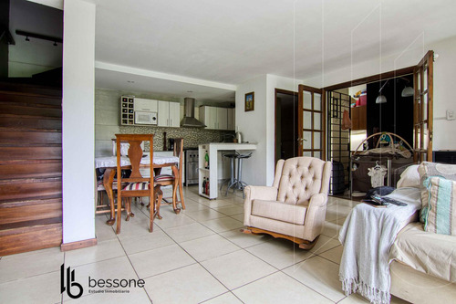 Casa En Punta Mogotes