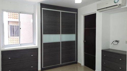 Imagen 11 de 14 de Apto En Venta Monte Mayor88mts Alexandra Ramírez 04147041922