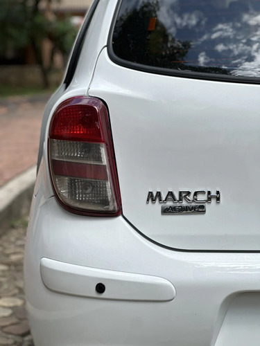 Nissan March 1.6 Active