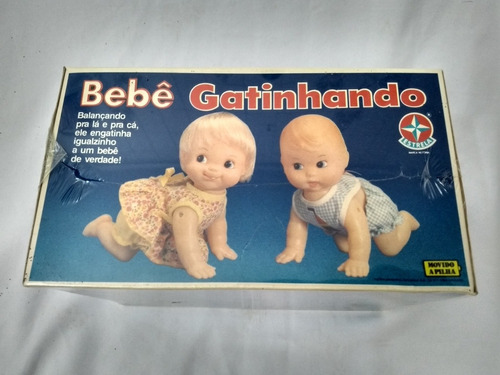 Brinquedo Antigo Boneca Bebê Gatinhando Estrela Anos 80