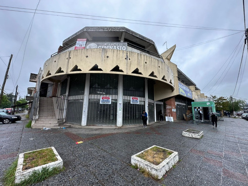 Local Comercial En Alquiler. El Jaguel 