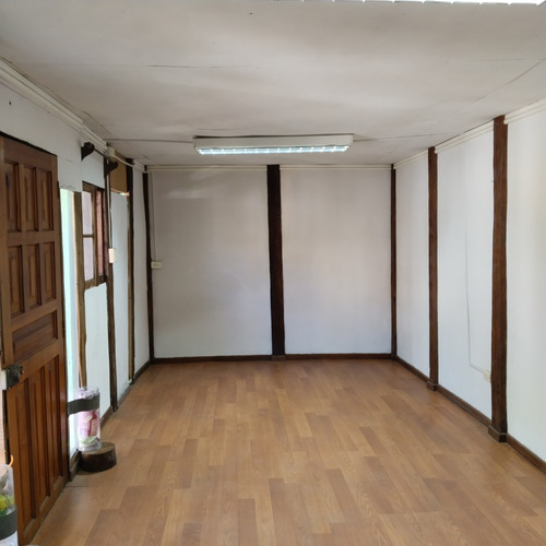 Casa En Venta Comuna De Quinta Normal, Cerca De Carrascal