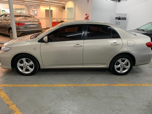 Toyota Corolla Xei 6m/t Nuevo, Impecable, Sin Detalles