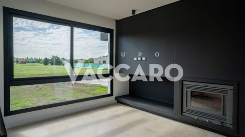 Casa En Venta 4 Ambientes Everlinks