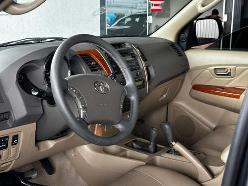 Toyota Hilux SW4 Hilux Sw4 Srv 4x4 4.0 V6 24v Aut.