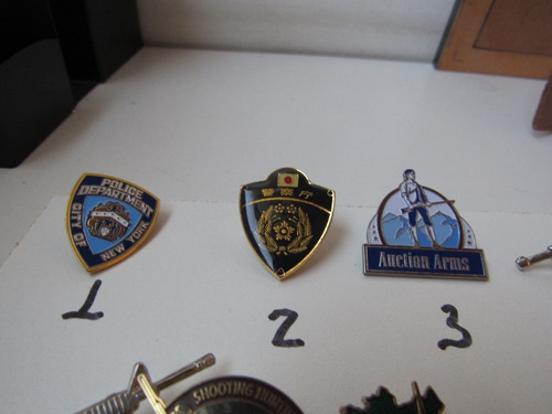 Pins E Botons Armas Militar Exército Lote 043