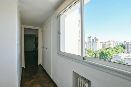 Imagen 13 de 15 de Departamento De 2 Dormitorios Amueblado En Venta Con Cochera Centro Rosario