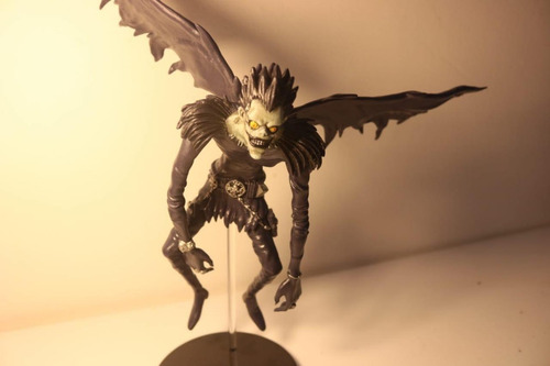 Boneco Act Figure Ryuk Shinigami - Death Note Frete Gratis (Usado)
