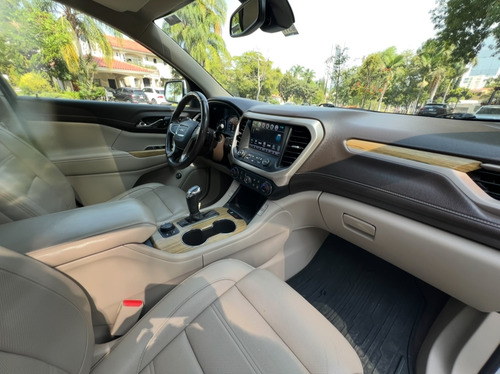 GMC Acadia 3.7 Denali At