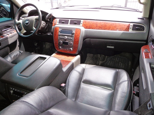 Imagen 7 de 10 de Chevrolet Tahoe Ltz 2013 4x4 Automático