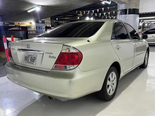 Imagen 2 de 4 de Toyota Camry Lumiere Automático