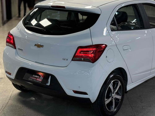 Chevrolet Onix 1.4 MPFI LTZ 8V FLEX 4P AUTOMÁTICO