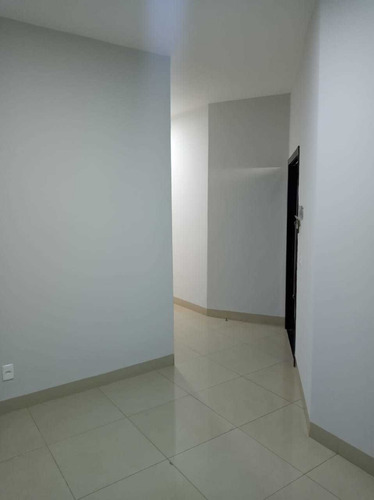 Alugo Casa No Jardim Itália Com 3/4 Piscina