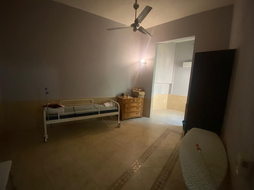 Casa En Venta En Veracruz Con Hab En P.b. Col Centro