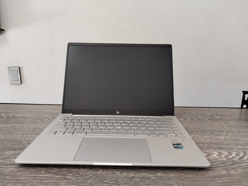 Laptop Hp Pavilion Plus I5-13va Gen 16 Gb Ram 512 Gb Ssd 14 (Reacondicionado)